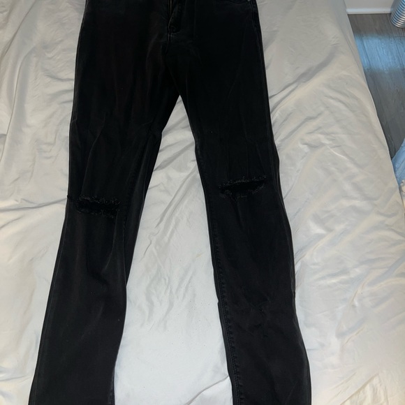 ASOS DESIGN ultimate skinny jeans in black with knee rips - Picture 8 of 9